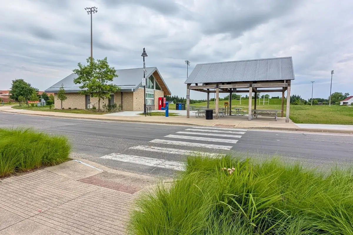 Mulberry Fields Park in Zionsville: Splash Pad, Trails & Courts